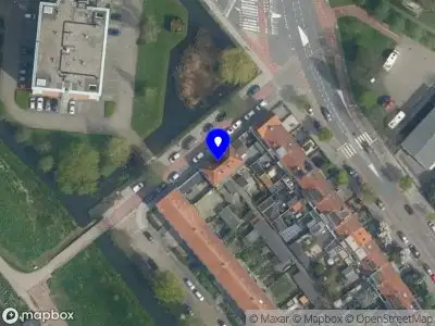 Ambulance met grote spoed naar de Nachtegaalstraat in Gouda