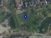 Brandweer met grote spoed naar de Zeisveld in Houten vanwege afhijsen patient