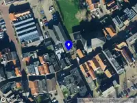 Brandweer met gepaste spoed naar de Stationsweg in Zwartsluis