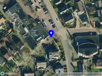 Brandweer met grote spoed naar de Erasmuslaan in Zwolle vanwege voertuigbrand