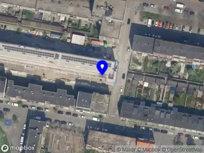 Ambulance met gepaste spoed naar de Rubroekstraat in Rotterdam