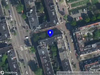 Ambulance met grote spoed naar de Hudsonstraat in Amsterdam