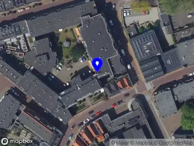 Ambulance met grote spoed naar de Haarstraat in Gorinchem