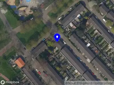 Ambulance met gepaste spoed naar de Blekerslaan in Rotterdam