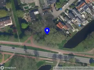 Ambulance met gepaste spoed naar de Bermweg in Capelle aan den IJssel