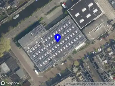 Ambulance met grote spoed naar de Kluizenaarsbocht in Delft