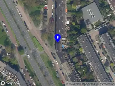 Ambulance met gepaste spoed naar de Statenweg in Rotterdam