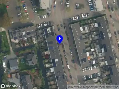 Brandweer met gepaste spoed naar de Ouverturelaan in Gouda vanwege afhijsen patient