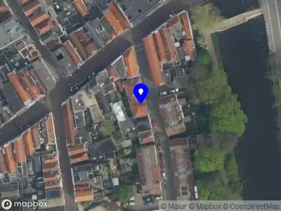 Ambulance met gepaste spoed naar de Geuzenstraat in Gouda