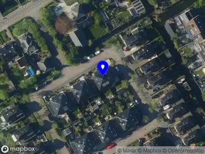 Ambulance met grote spoed naar de Kwekerij in Blokker
