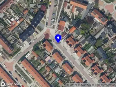 Ambulance met gepaste spoed naar de Kleine Vlietstraat in Krimpen aan den IJssel