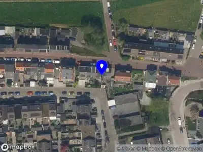 Ambulance met gepaste spoed naar de Pastoriedijk in Pernis Rotterdam