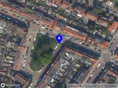 Ambulance met gepaste spoed naar de Valeriusstraat in Vlaardingen