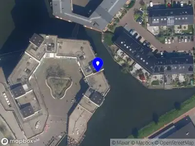 Ambulance met grote spoed naar de Malmö in Schiedam