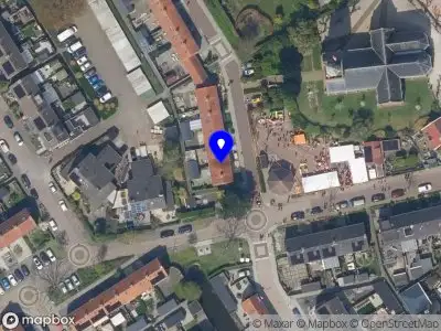 Ambulance met gepaste spoed naar de Torenstraat in Streefkerk