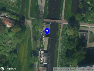 Ambulance met gepaste spoed naar de Oostdijk W in Zuidoostbeemster