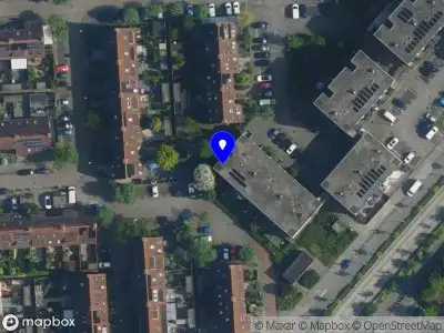 Ambulance met grote spoed naar de Elspeterbos in Hoofddorp