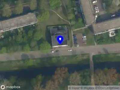 Brandweer met grote spoed naar de Van der Slootsingel in Delft vanwege voertuigbrand