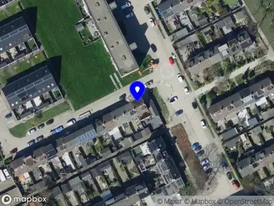 Brandweer met grote spoed naar de Gerard Doustraat in Spijkenisse vanwege gebouwbrand