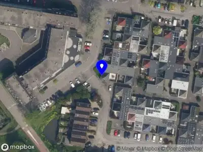 Ambulance met grote spoed naar de Pastel in Capelle aan den IJssel