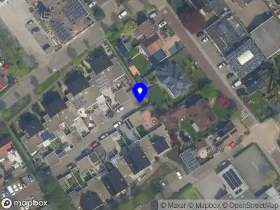 Ambulance met grote spoed naar de Korte Kruisweg in Maasdijk