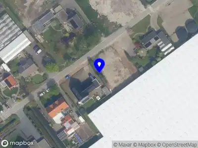 Traumahelikopter met grote spoed naar de Korte Kruisweg in Maasdijk