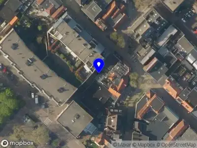 Ambulance met grote spoed naar de Van Hogendorpstraat in Wassenaar