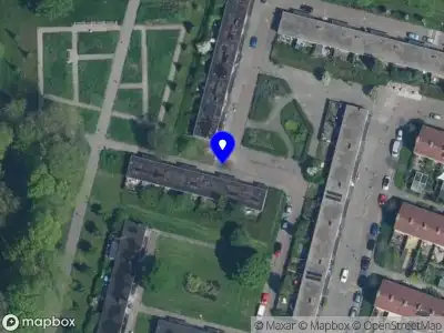 Ambulance met grote spoed naar de Leo Frijdahof in Amsterdam