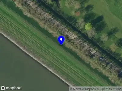 Brandweer met grote spoed naar de Aalsdijk in Buren vanwege reanimatie