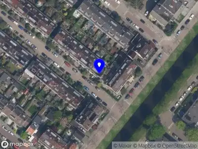 Ambulance met grote spoed naar de Lijsterbeslaan in Rotterdam