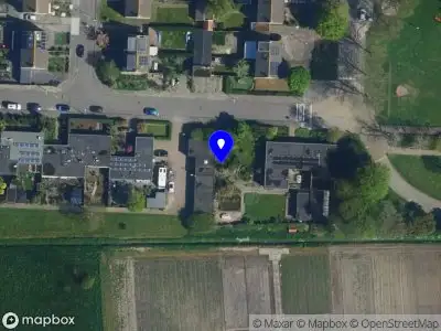 Ambulance met grote spoed naar de Tonnekamp in Abbenes