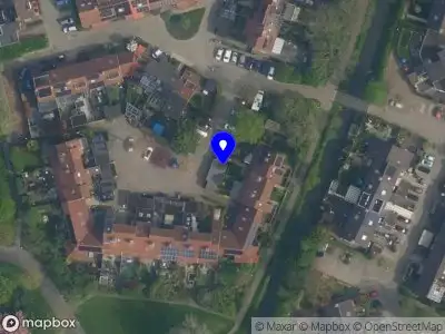 Brandweer met gepaste spoed naar de Kleihoeve in Houten vanwege waarnemen gaslucht