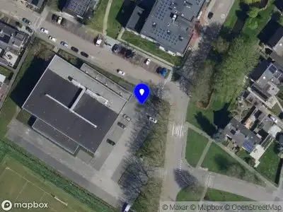 Brandweer met grote spoed naar de Nieuwstraat in Lage Zwaluwe vanwege gebouwbrand