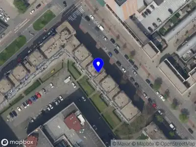Ambulance met gepaste spoed naar de Dordtsestraatweg in Rotterdam