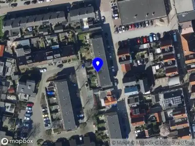 Ambulance met gepaste spoed naar de Nobelstraat in Oud-Beijerland