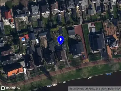 Brandweer met gepaste spoed naar de Eelaan in Dokkum vanwege een buitenbrand