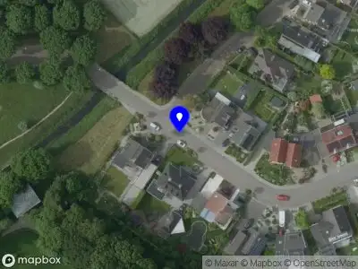 Ambulance met grote spoed naar de Teggert in Heel