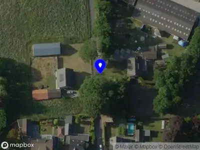 Brandweer met grote spoed naar de Burgskensstraat in Budel vanwege voertuigbrand