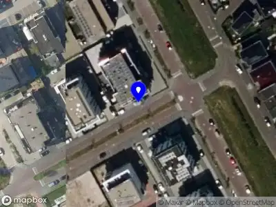Politie naar de Olivier van Noortstraat in Almere vanwege aanrijding met letsel