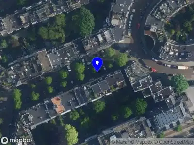 Brandweer met grote spoed naar de Honthorststraat in Amsterdam