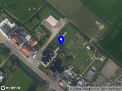 Ambulance met gepaste spoed naar de Dorpsdijk in Vierpolders