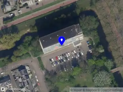 Ambulance met gepaste spoed naar de Albertine Agneslaan in Vlaardingen