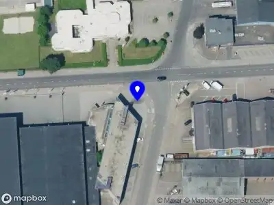 Brandweer met gepaste spoed naar de Energieweg in Barneveld vanwege afhijsen patient