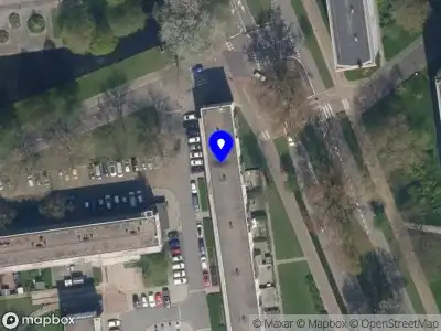 112 melding Ambulance met grote spoed naar de Johann Straussplein in Schiedam