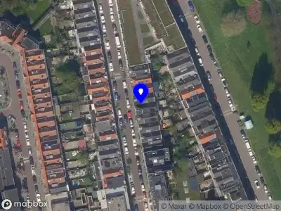 Ambulance met gepaste spoed naar de Beukelaarsstraat in Rotterdam