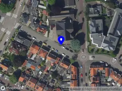 Ambulance met grote spoed naar de Oranjestraat in Sliedrecht