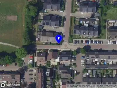 Ambulance met gepaste spoed naar de Boterbloemstraat in Bleskensgraaf