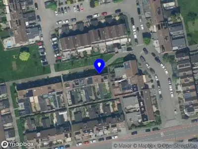 Ambulance met grote spoed naar de Jacobus Bontstraat in Volendam