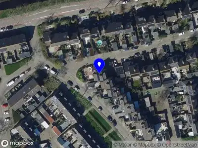 Ambulance met grote spoed naar de Getijstroom in Hellevoetsluis