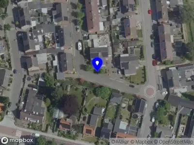 Brandweer met grote spoed naar de Ger Wijnhovenstraat in Tienray vanwege reanimatie